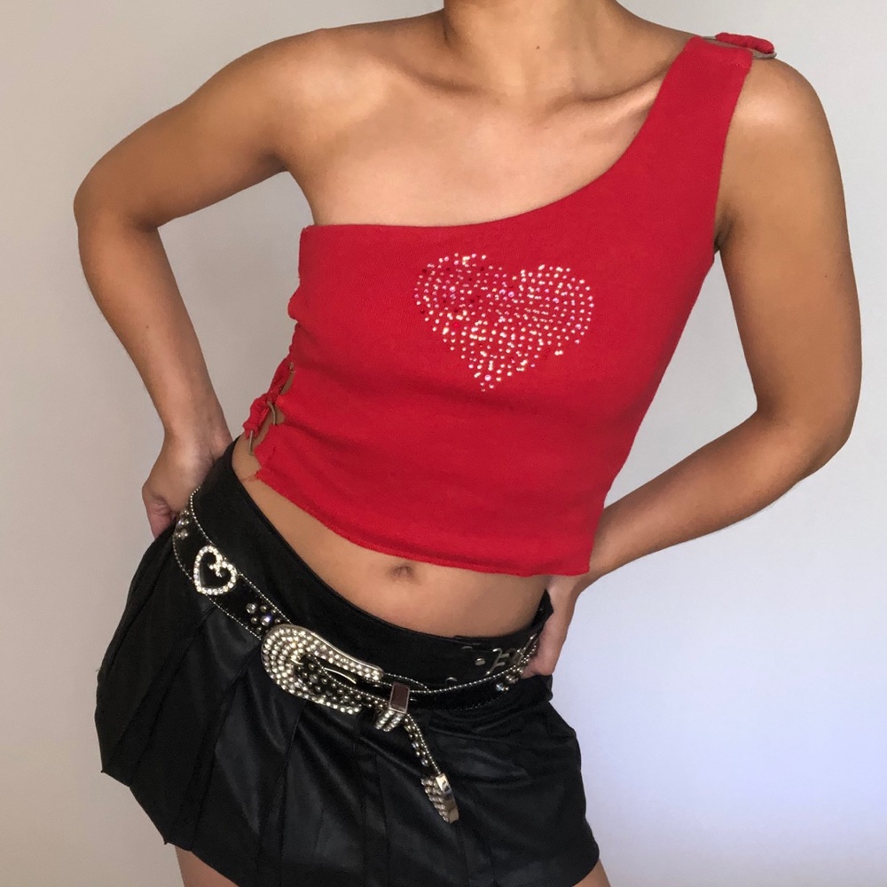 Rhinestone heart tank
